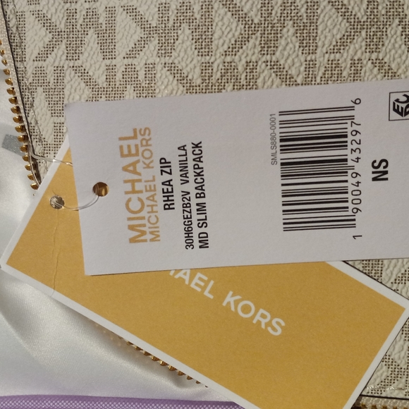 Michael kors new bag - Picture 2 of 4
